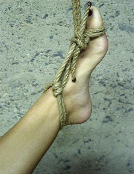how to tie up bondage